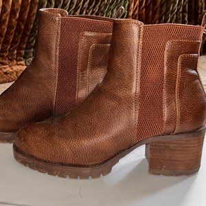 Colton Chelsea Boot, W9